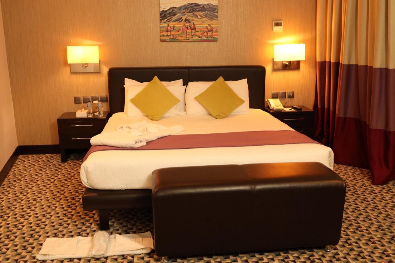 Golden Tulip Hail Extérieur photo